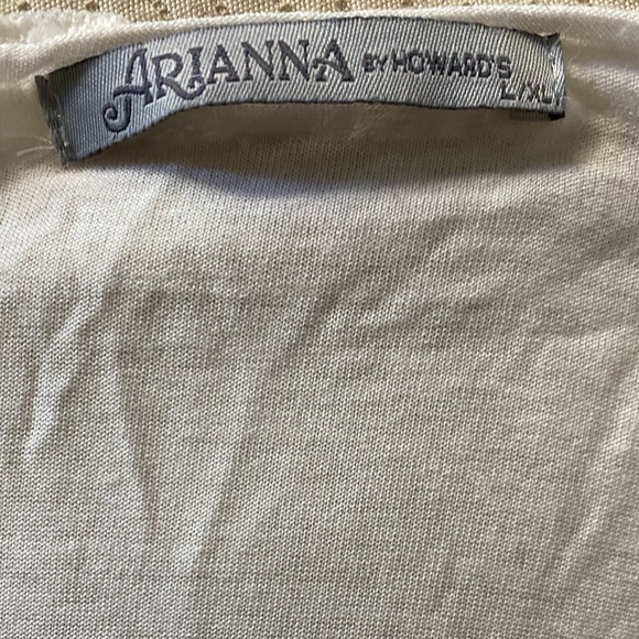 White Light Arianna by Howard’s Summer Cardigan - Picture 2 of 5